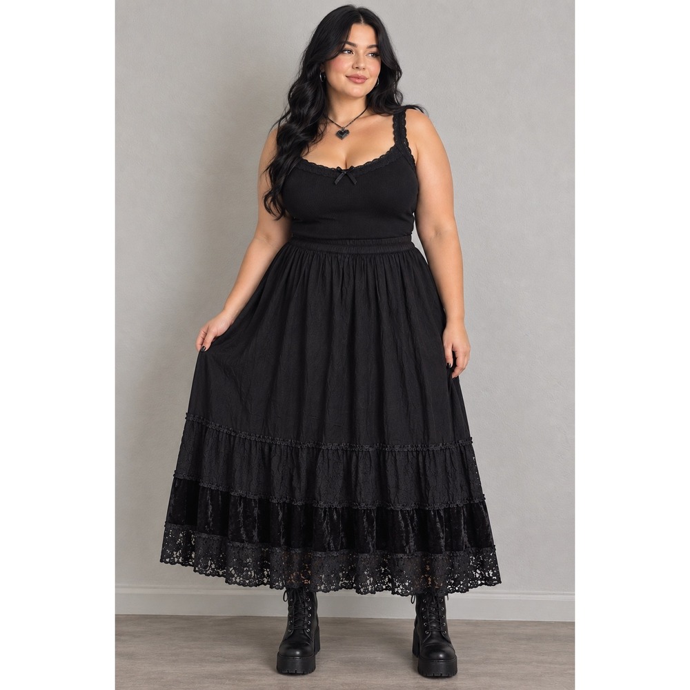 White Stag Plus Black Soot Lace Velvet Tiered Maxi Skirt 18/20W Whimsigoth Gypsy